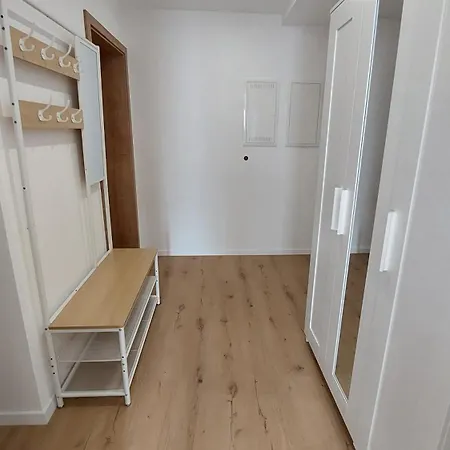 Helene Im Schoenen Odw Daire *